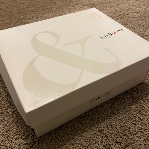 Style & Co Black Heeled Boots Suede Texture - Picture 2 of 4